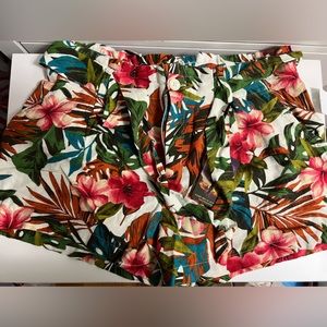Hawaiian Floral Shorts, Size XL, Multicolored